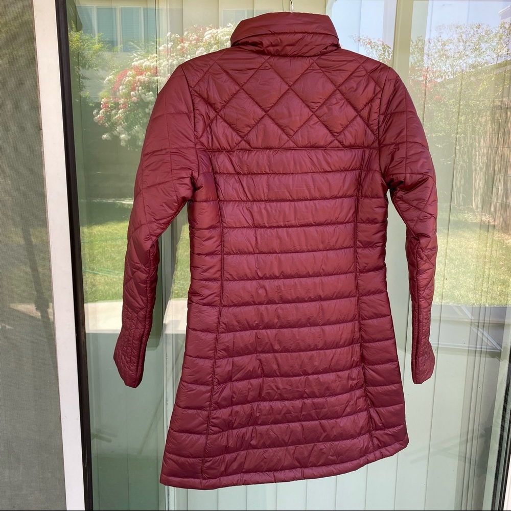 New with tag Patagonia women’s parka puffer jacket size S Slim fit - Picture 3 of 6